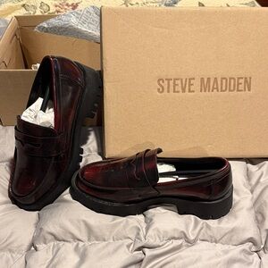 Steve Madden Dark Red and Black Loafers